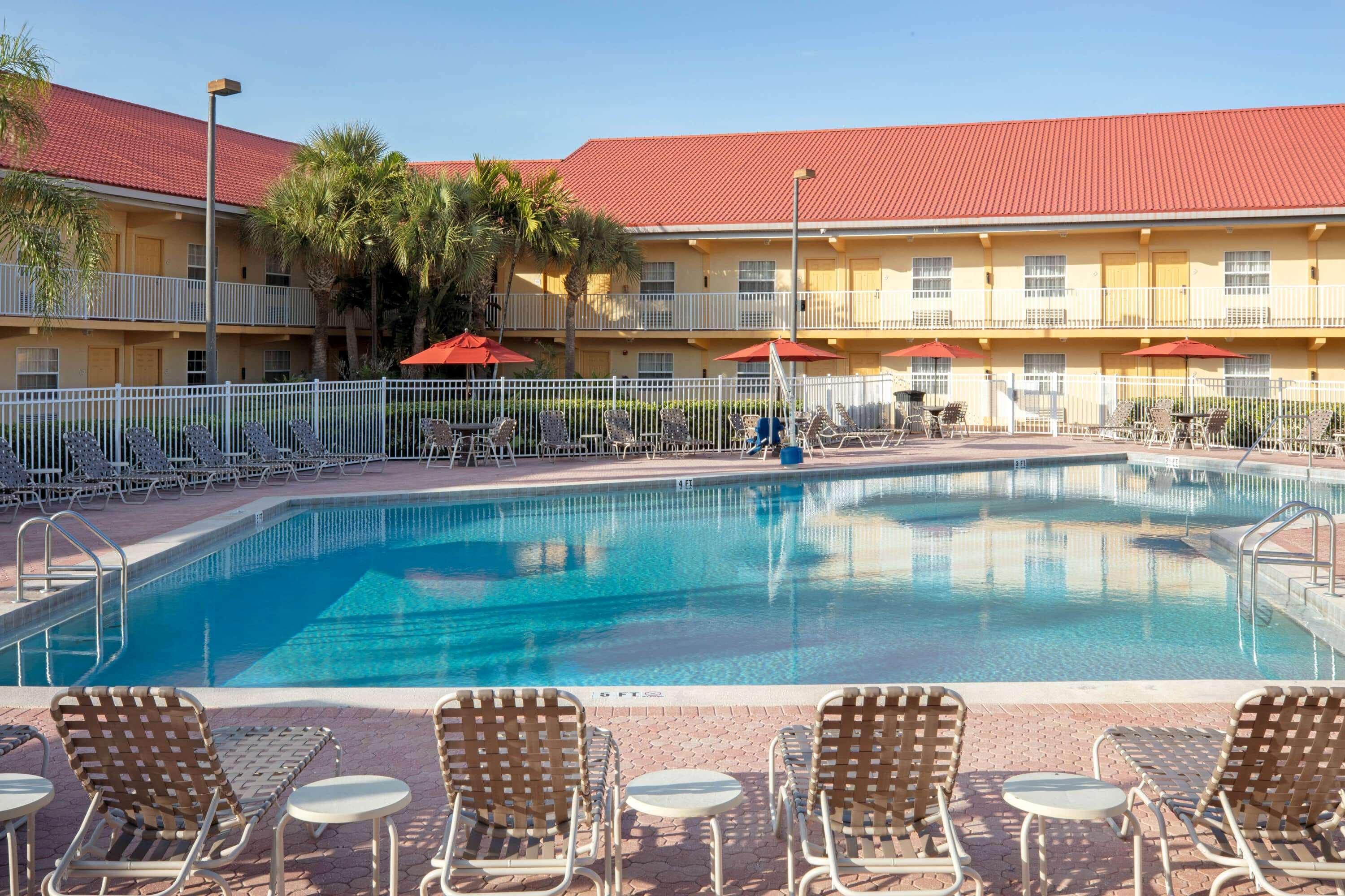 La Quinta Inn By Wyndham Cocoa Beach-Port Canaveral Luaran gambar