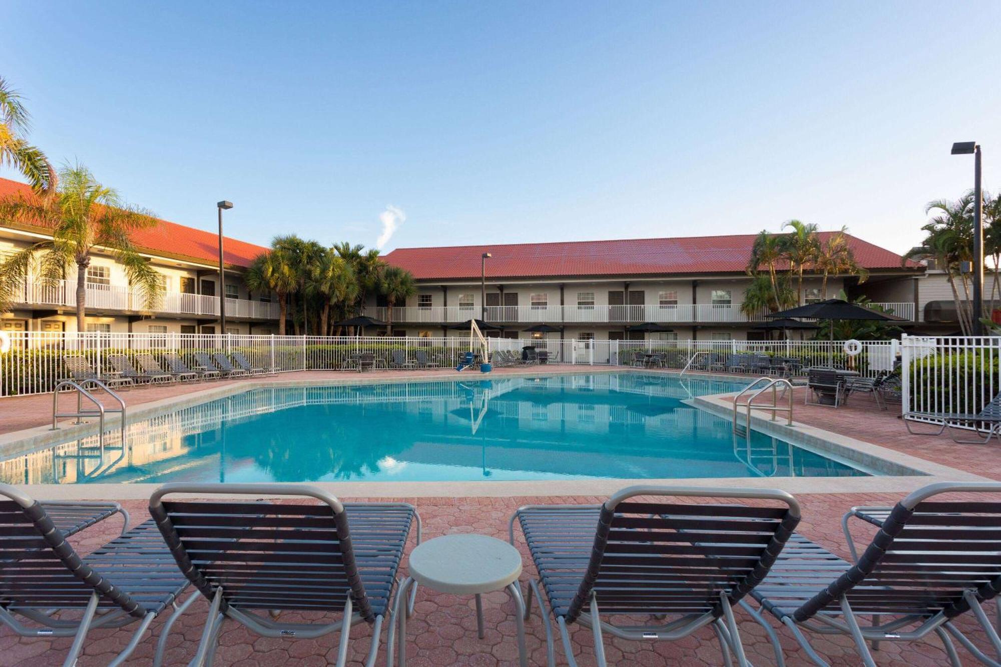 La Quinta Inn By Wyndham Cocoa Beach-Port Canaveral Luaran gambar